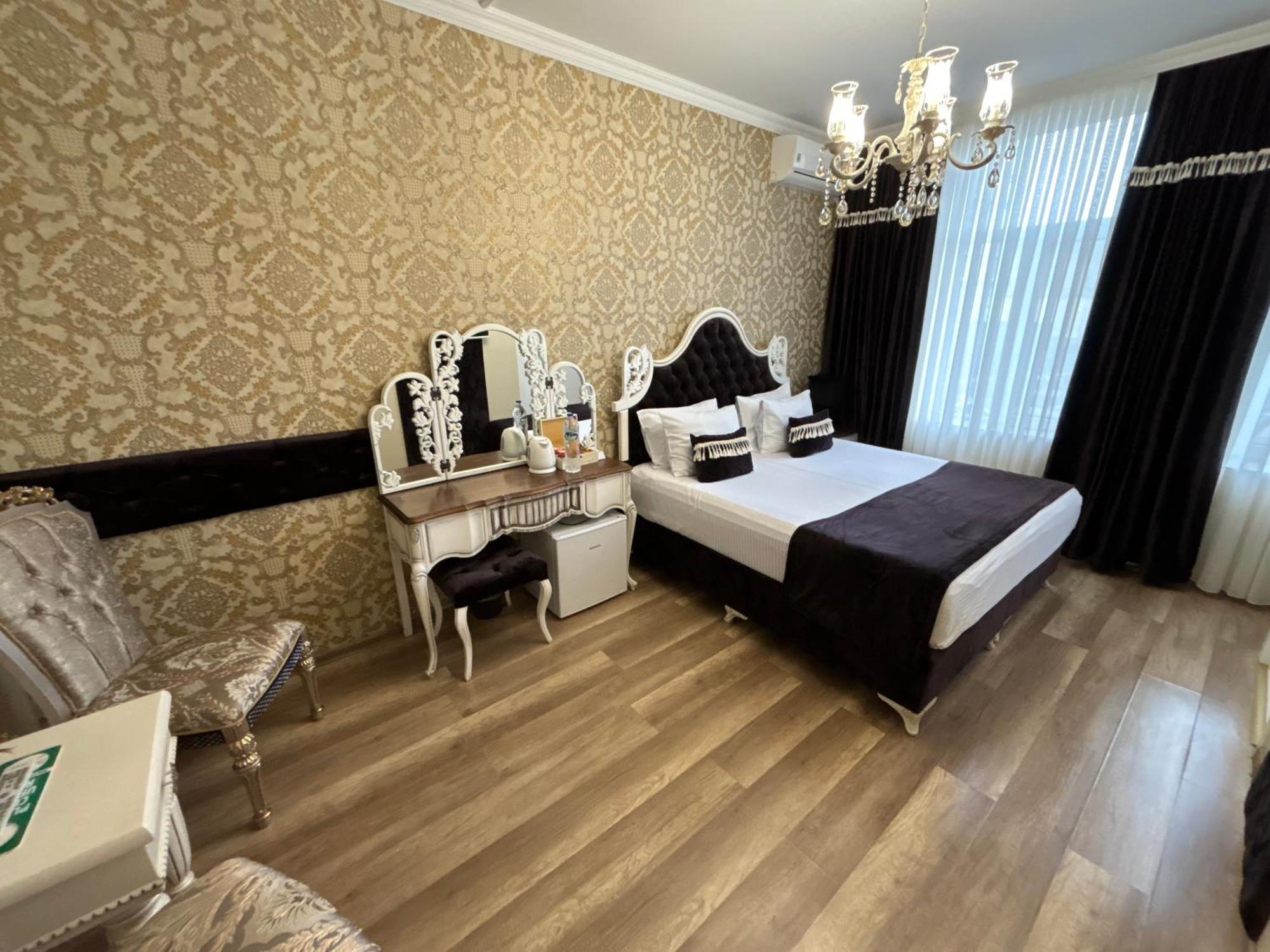 Otantik Shumen Hotel Exterior foto